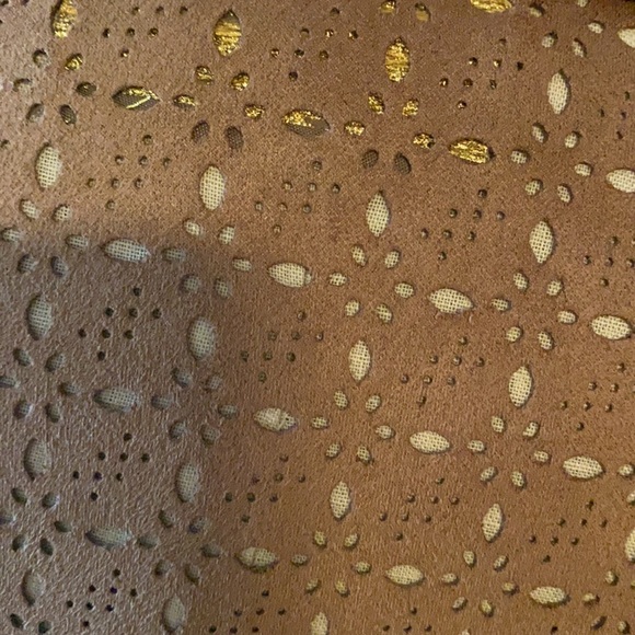 Suede Like Cloth Light Brown Vest - Picture 3 of 10